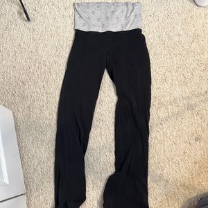 PINK Yoga Leggings, Size: Small